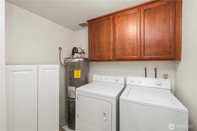 $499,999 | 200 Mountain Park Boulevard Southwest, Unit A204, Issaquah, WA 98027