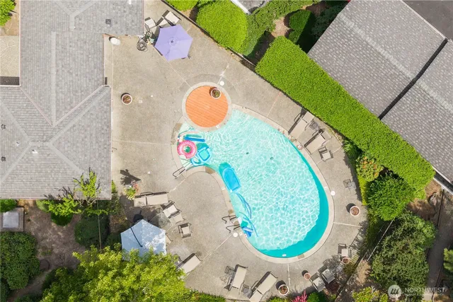 $499,999 | 200 Mountain Park Boulevard Southwest, Unit A204, Issaquah, WA 98027