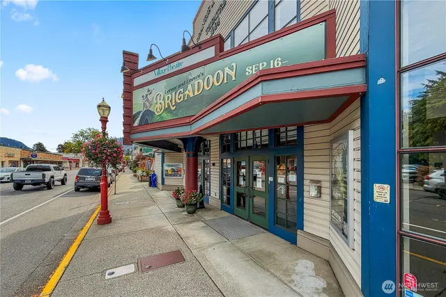 $499,999 | 200 Mountain Park Boulevard Southwest, Unit A204, Issaquah, WA 98027