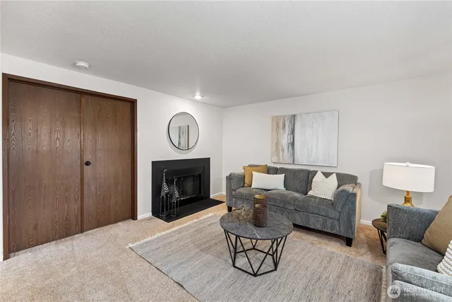 $499,999 | 200 Mountain Park Boulevard Southwest, Unit A204, Issaquah, WA 98027