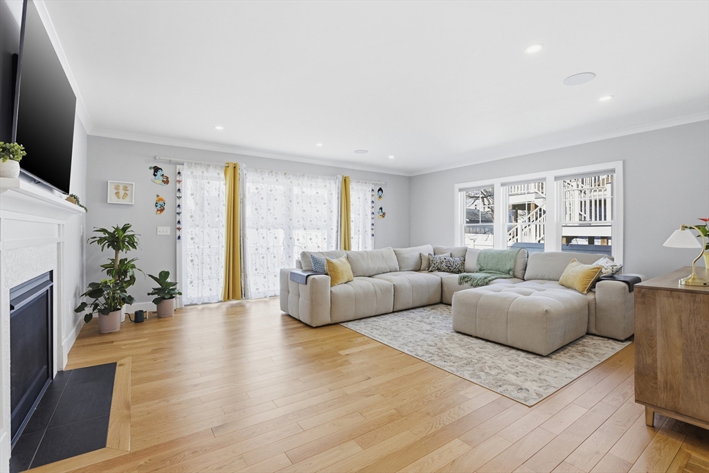 29 Grove Street, Unit B Hudson, MA 01749 - Photo 14 of 38