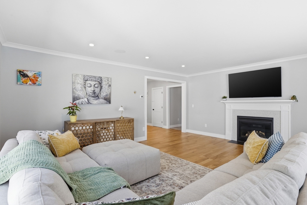 29 Grove Street, Unit B Hudson, MA 01749 - Photo 16 of 38