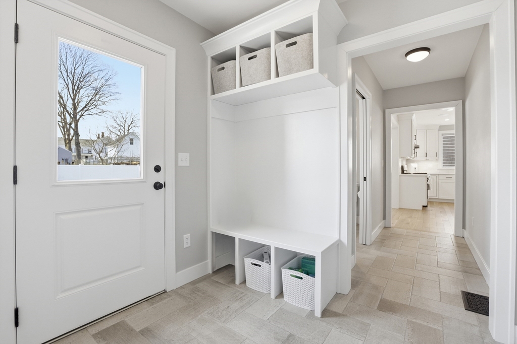 29 Grove Street, Unit B Hudson, MA 01749 - Photo 19 of 38