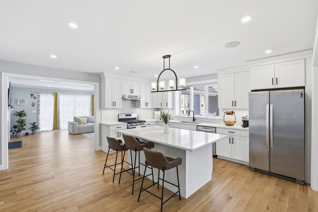 29 Grove Street, Unit B Hudson, MA 01749 - Photo 7 of 38