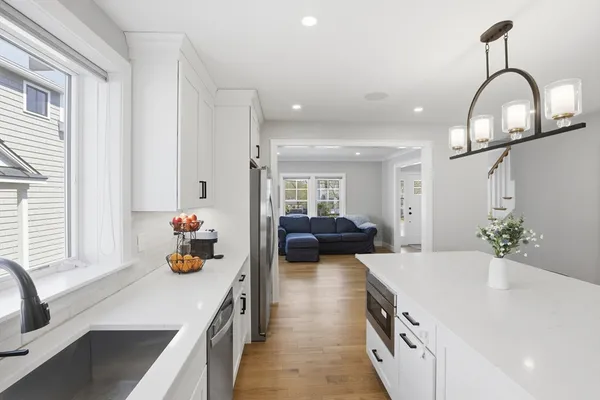 $849,900 | 29 Grove Street, Unit B, Hudson, MA 01749