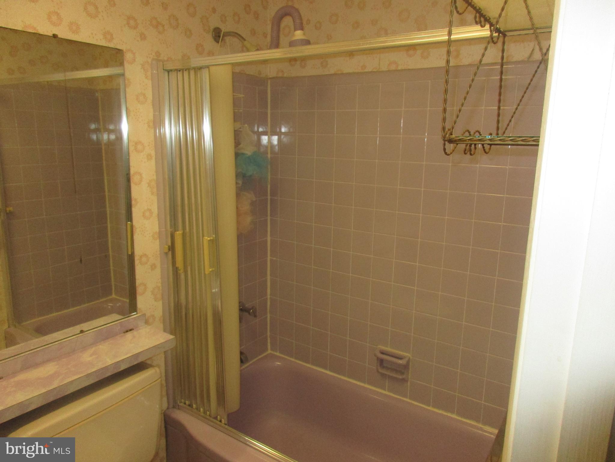 4739 Maryknoll Road Baltimore, MD 21208 - Photo 23 of 42 a bathroom with a shower