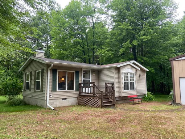 $190,000 | W13924 Lewis Lane, Silver Cliff, WI 54104