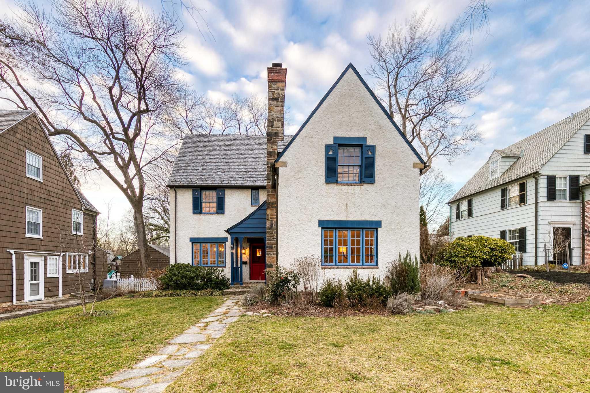 316 Broxton Road Baltimore, MD 21212 - Photo 4 of 53 Welcome to 316 Broxton Road!