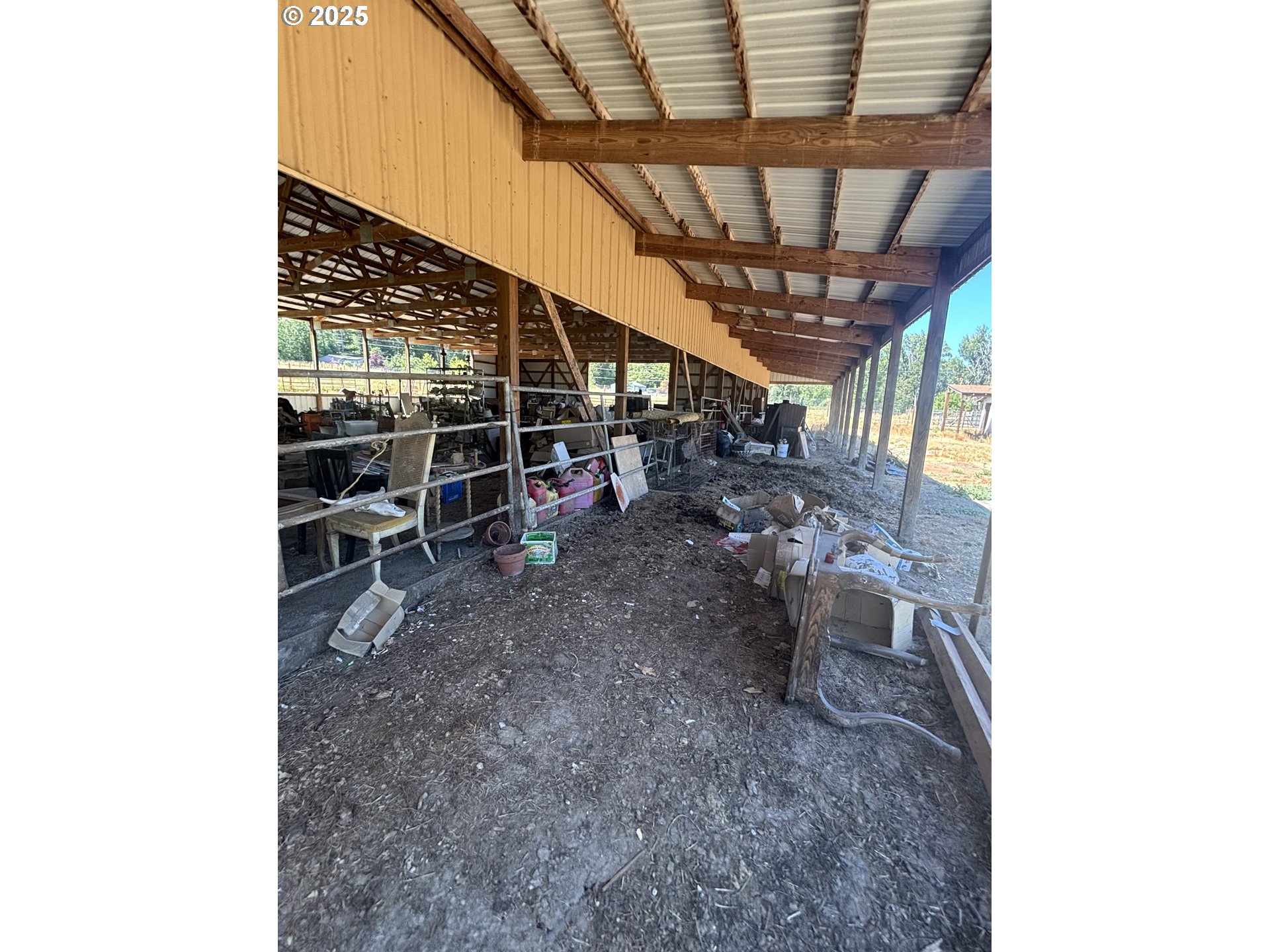 1931 Sleepy Hollow Loop Grants Pass, OR 97527 - Photo 25 of 43