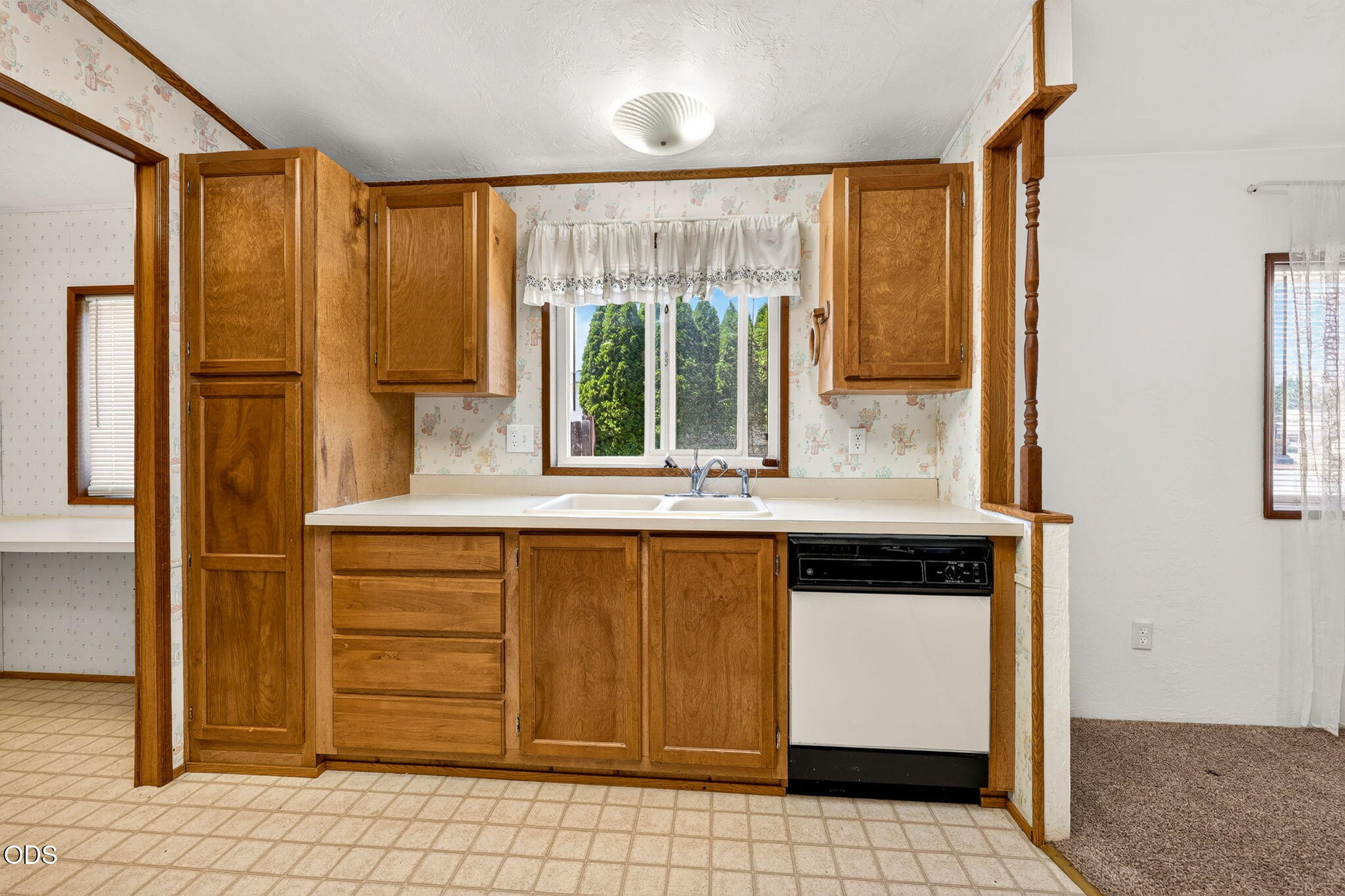 555 Freeman Road Central Point, OR 97502 - Photo 15 of 42