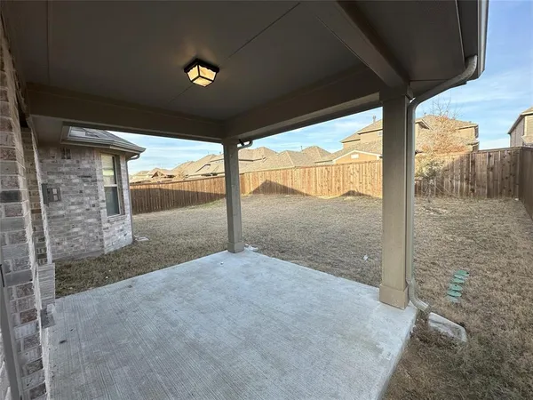 $2,290 | 11736 Wulstone Road, Fort Worth, TX 76052