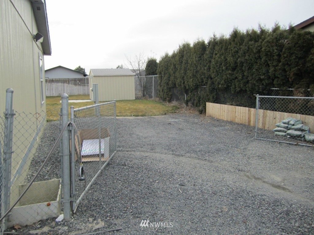8691 Harris Road Northeast Moses Lake, WA 98837 - Photo 14 of 15 Gallery Image 14