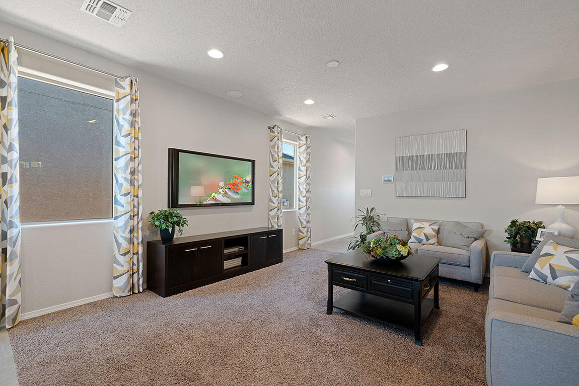 10501 Caresso Loop Southwest Albuquerque, NM 87121 - Photo 7 of 23 Gallery Image 7
