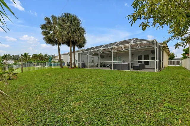 $607,000 | 13324 Southwest 44th Street, Miramar, FL 33027