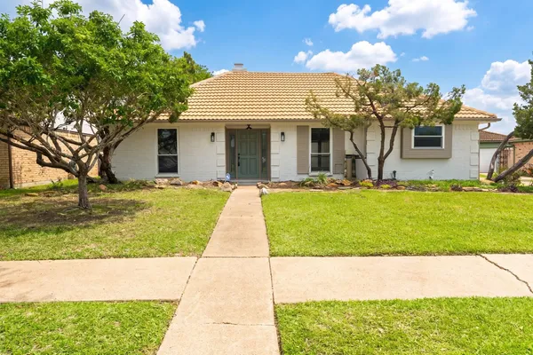$2,600 | 10519 Kirkwren Drive, Houston, TX 77089
