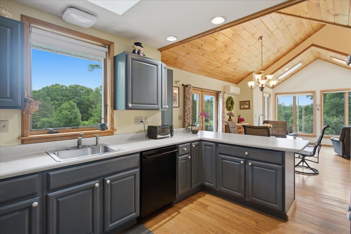 405 Old West Road Arlington, VT 05250 - Photo 23 of 56