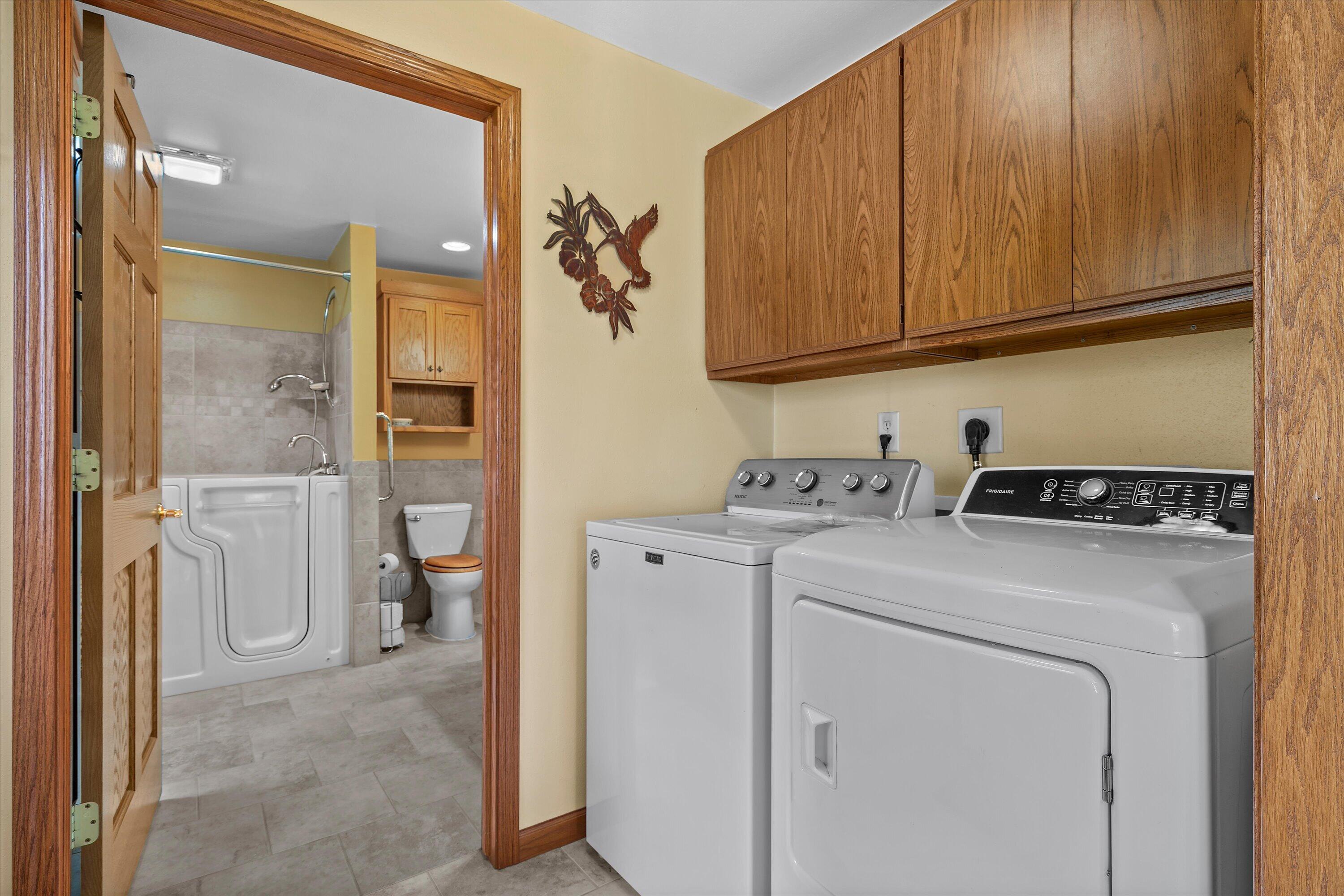 6544 Mohawk Road Wayne, WI 53002 - Photo 17 of 33 Laundry Main Floor