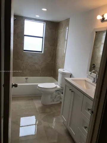 $1,550 | 500 Northeast 2nd Street, Unit 123, Dania Beach, FL 33004