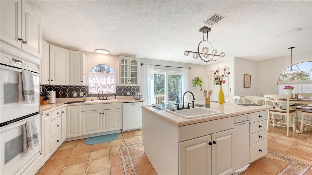 3604 Casey Key Road Nokomis, FL 34275 - Photo 8 of 94