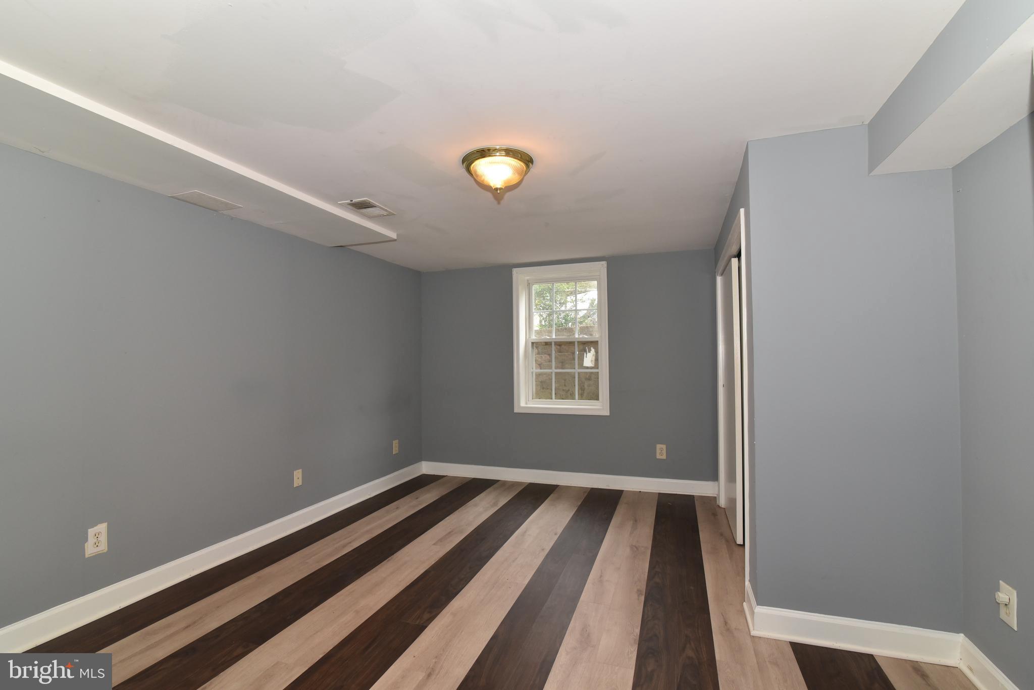 6010 Amherst Avenue Springfield, VA 22150 - Photo 26 of 37 Gallery Image 26