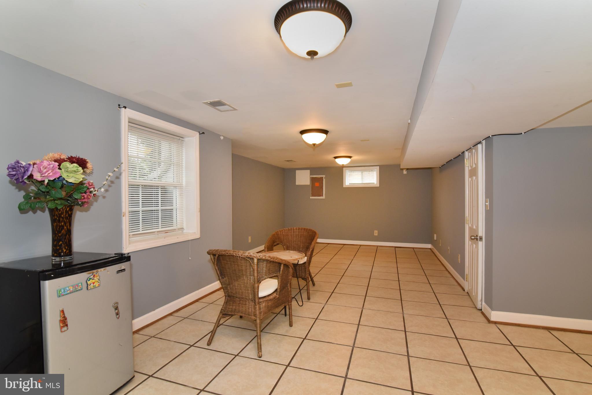 6010 Amherst Avenue Springfield, VA 22150 - Photo 36 of 37 Gallery Image 36
