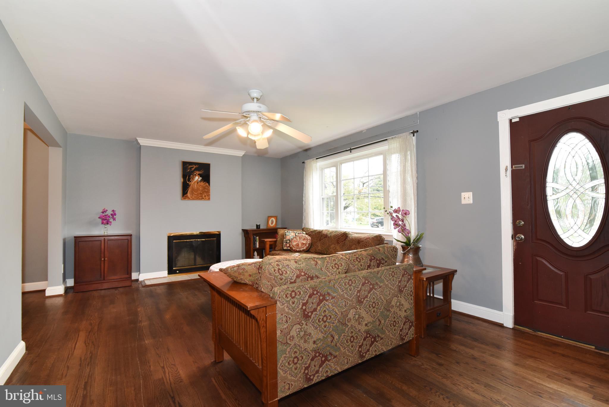 6010 Amherst Avenue Springfield, VA 22150 - Photo 7 of 37 Gallery Image 7
