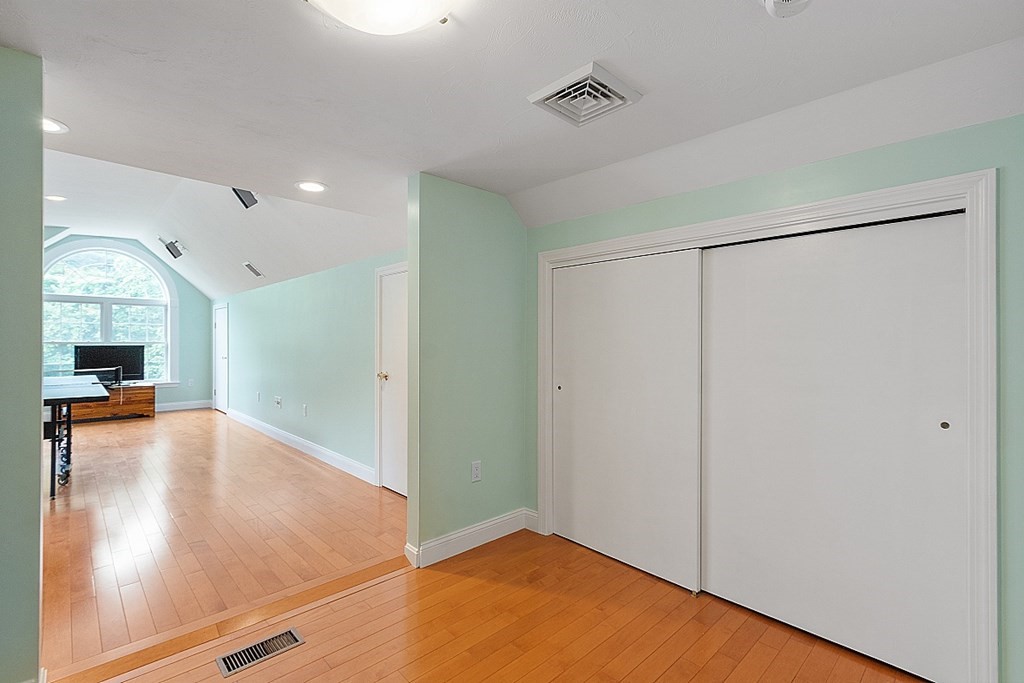 113 Green Road Bolton, MA 01740 - Photo 28 of 41 a view of a livingroom with wooden floor
