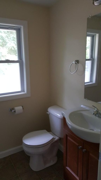 8 Daniel Road Wareham, MA 02571 - Photo 5 of 6 Gallery Image 5