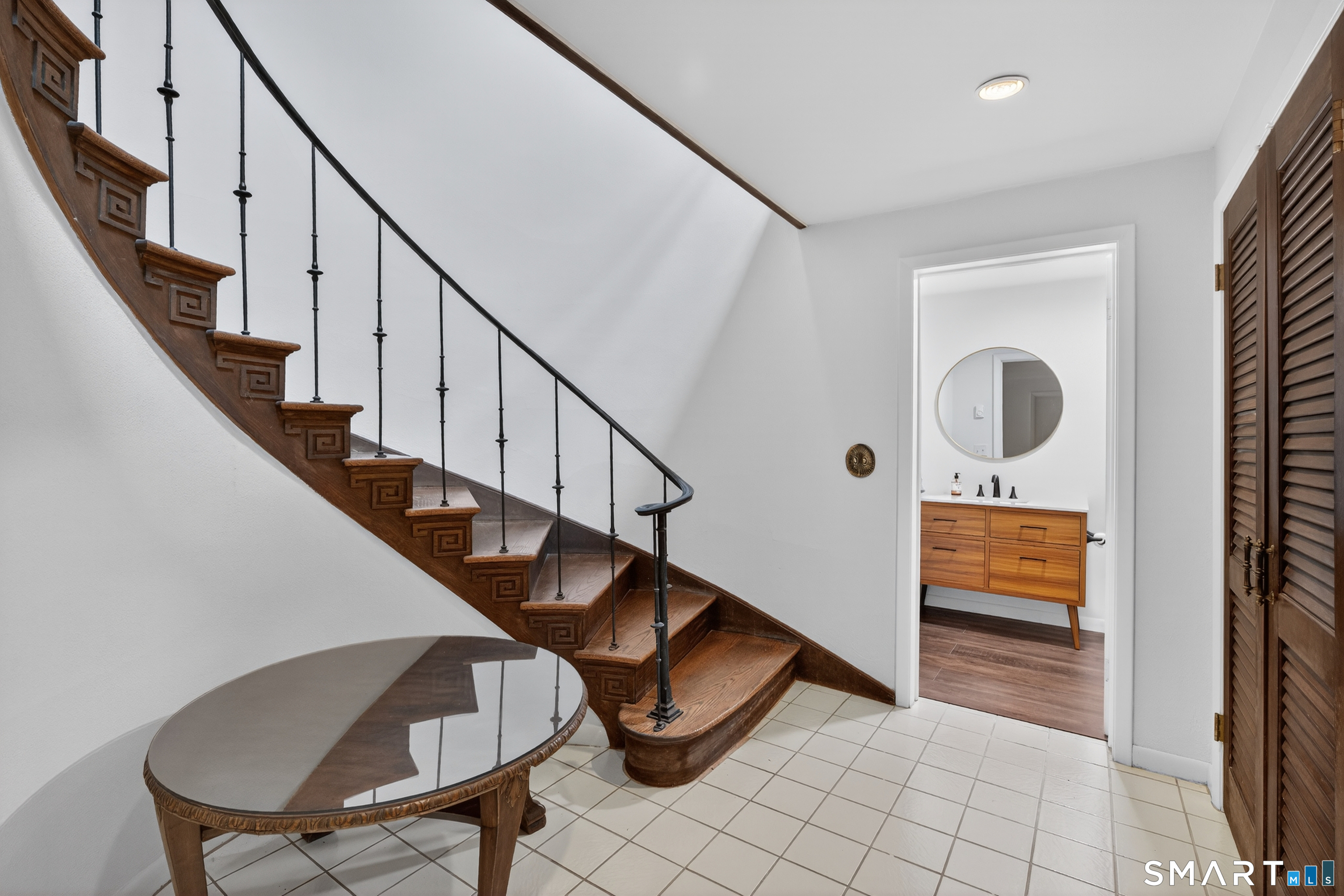 230 Six Rod Highway Hamden, CT 06518 - Photo 3 of 38 a view of entryway and hall
