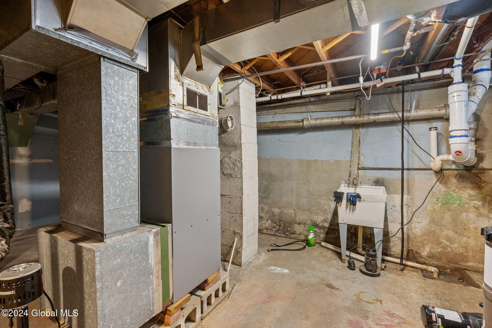 150 Sunset Road Amsterdam, NY 12010 - Photo 32 of 42 37-web-or-mls-150-sunset-rd