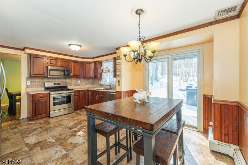 348 Rolling Ridge Road Montague, NJ 07827 - Photo 3 of 32