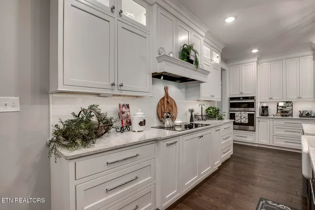 $885,000 | 206 Atoka Place, Loudon, TN 37774