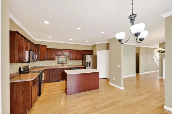 $524,900 | 5222 Sassafras Drive, Fitchburg, WI 53711