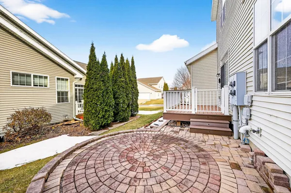 $524,900 | 5222 Sassafras Drive, Fitchburg, WI 53711