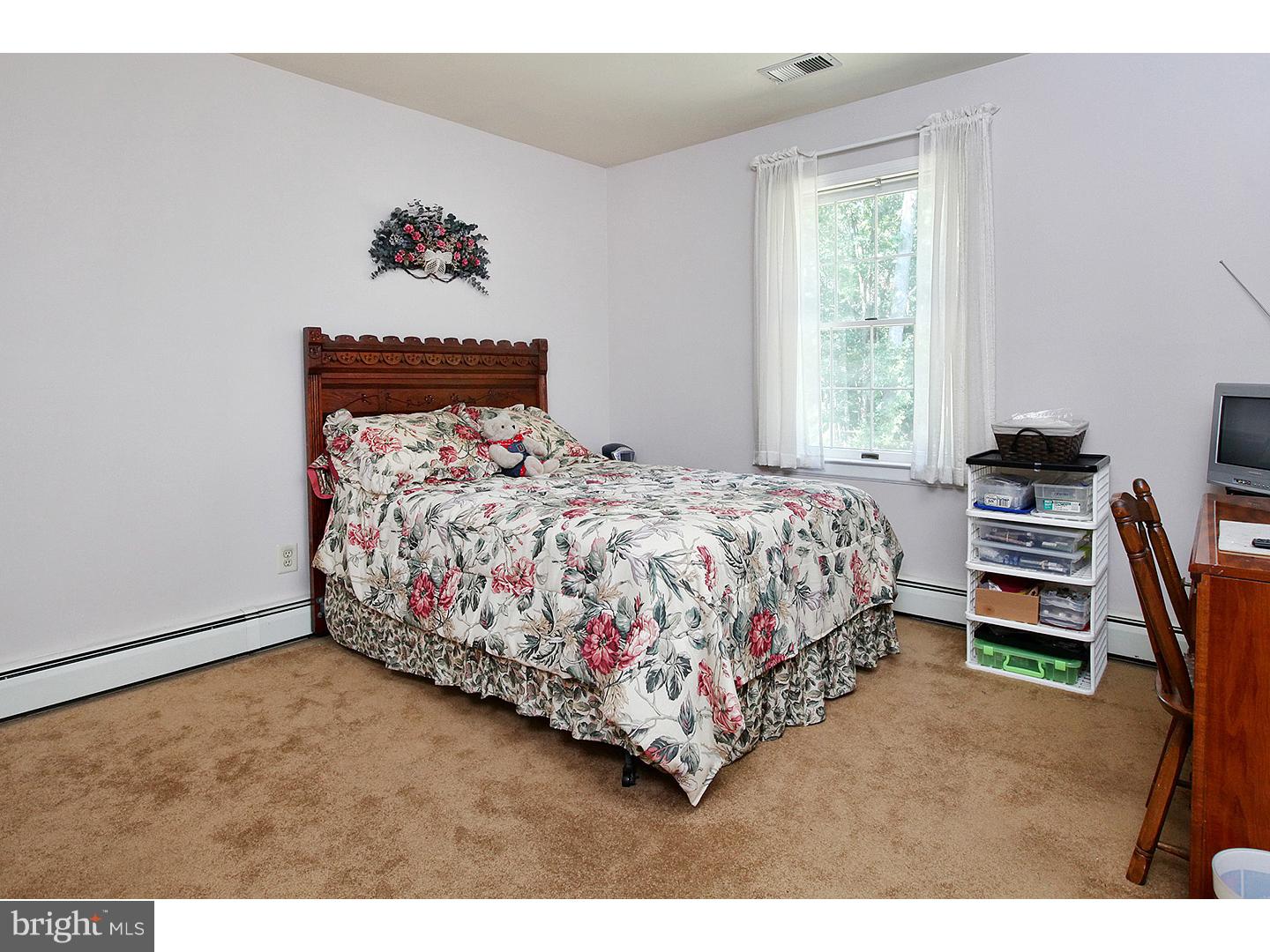 186 Pitman Downer Road Sewell, NJ 08080 - Photo 13 of 25