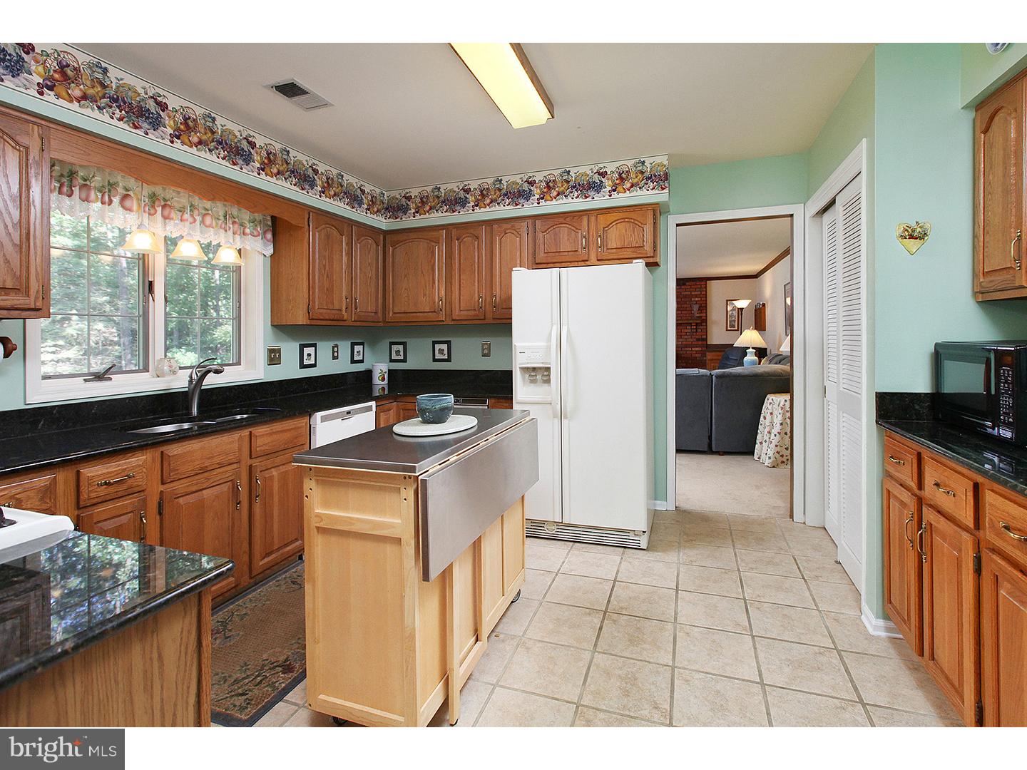 186 Pitman Downer Road Sewell, NJ 08080 - Photo 7 of 25
