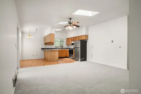 $579,950 | 26711 218th Avenue Southeast, Maple Valley, WA 98038