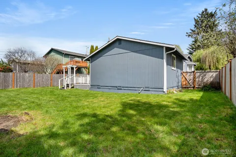 $579,950 | 26711 218th Avenue Southeast, Maple Valley, WA 98038