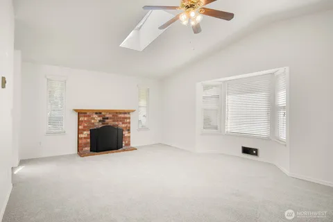 $579,950 | 26711 218th Avenue Southeast, Maple Valley, WA 98038