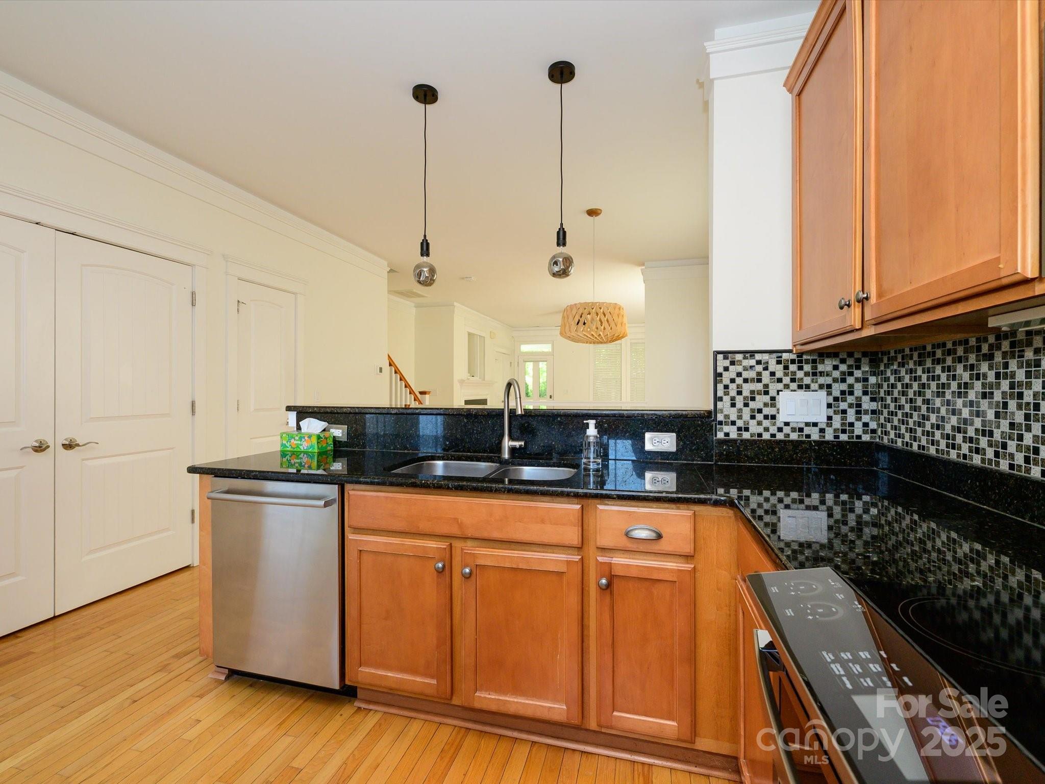541 Jetton Street Davidson, NC 28036 - Photo 14 of 30