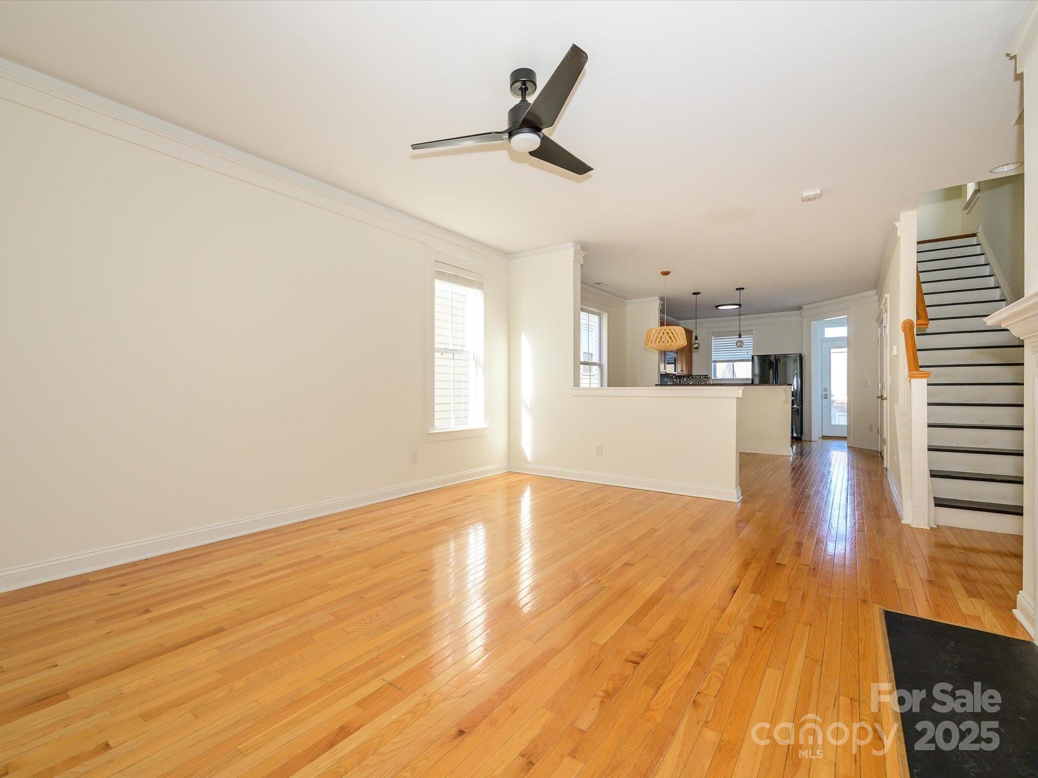 541 Jetton Street Davidson, NC 28036 - Photo 4 of 30