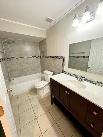 $2,000 | 696 Youngstown Parkway, Unit 319, Altamonte Springs, FL 32714