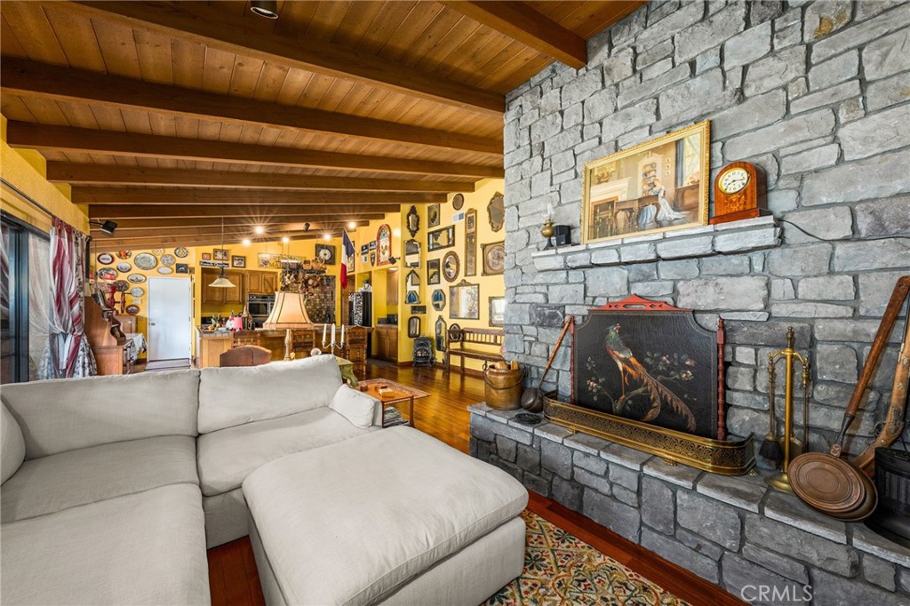 2421 Cliff Road Upland, CA 91784 - Photo 13 of 45