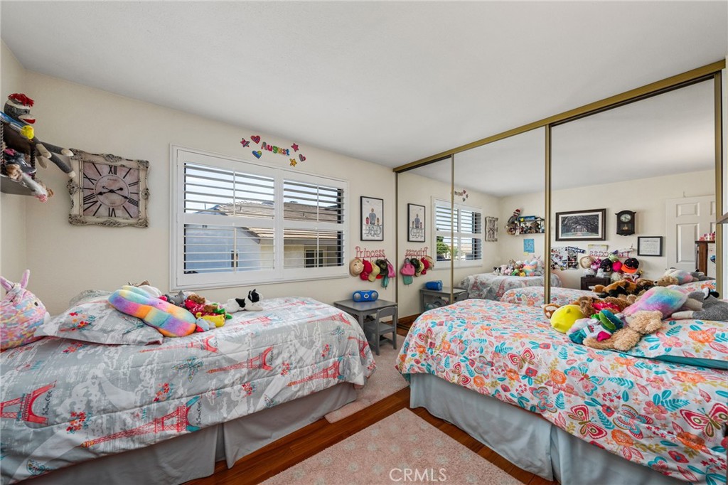 2421 Cliff Road Upland, CA 91784 - Photo 22 of 45 a bedroom with bed and a window