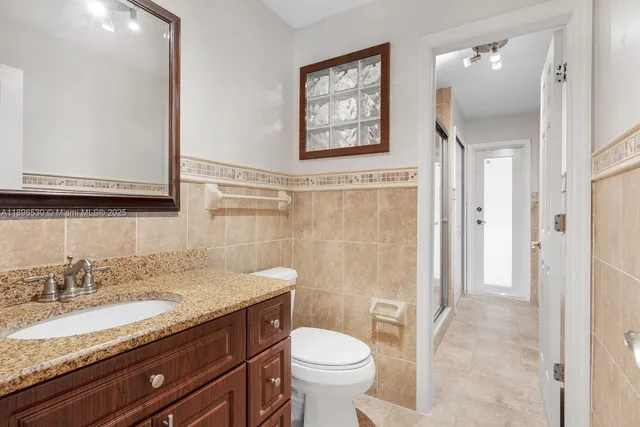 $5,300 | 14020 Southwest 38th Street, Miami, FL 33175