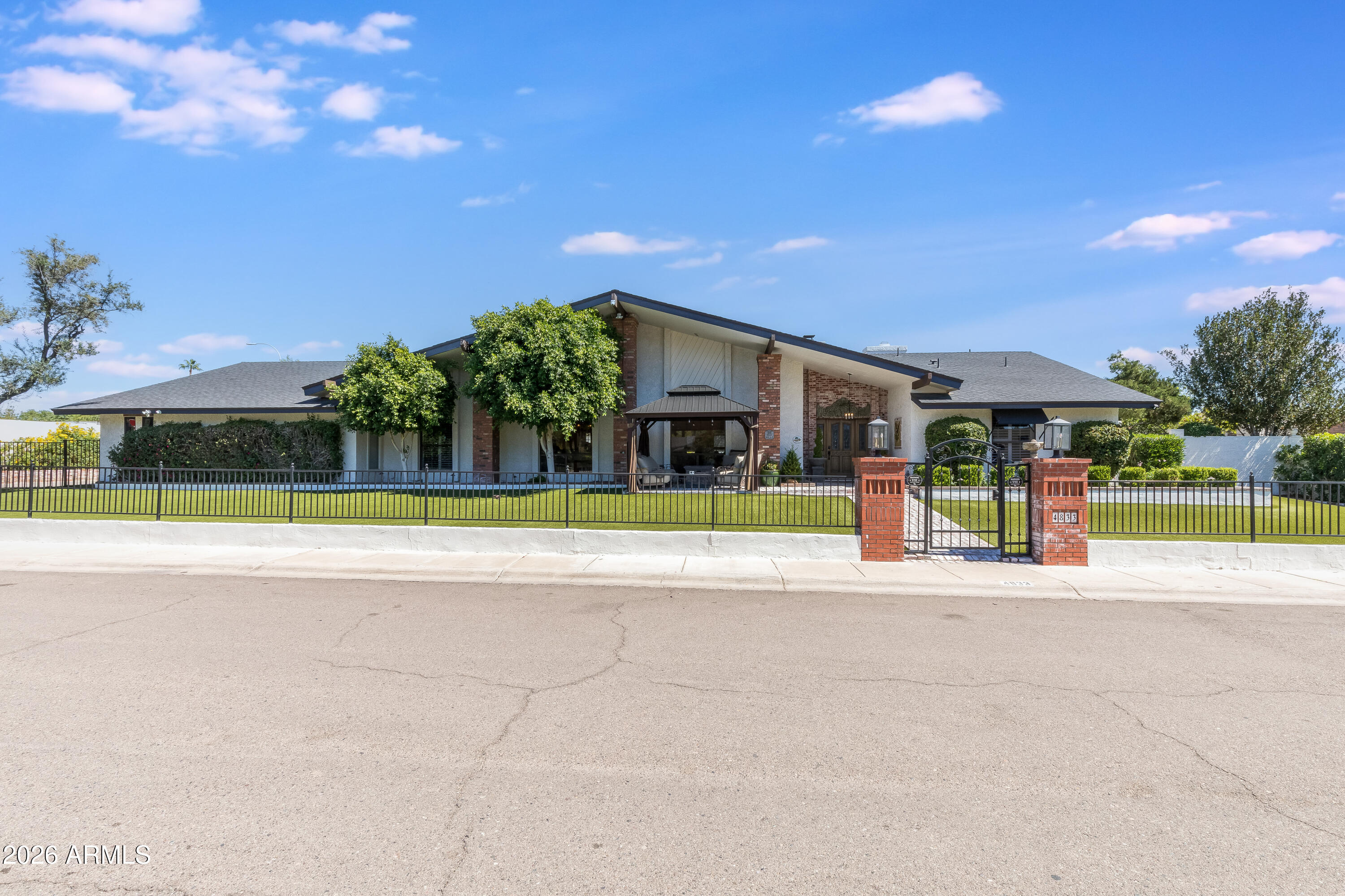 4833 North 38th Street Phoenix, AZ 85018 - Photo 57 of 64 4833 N 38th St-1