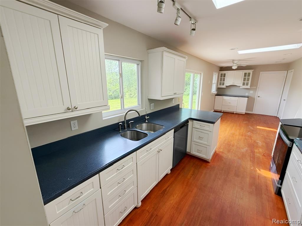 140 Darwin Road Pinckney, MI 48169 - Photo 14 of 18