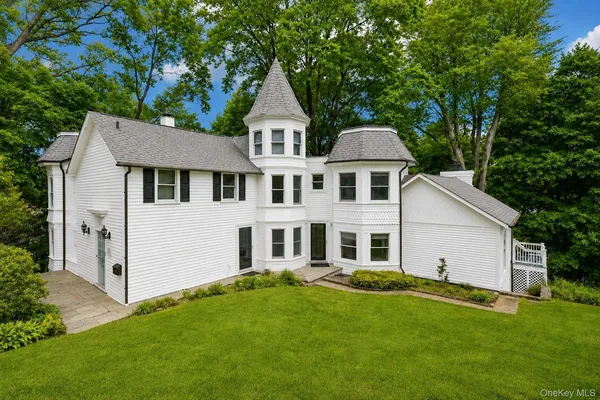 $1,250,000 | 54 Hillside Avenue, Mount Kisco, NY 10549