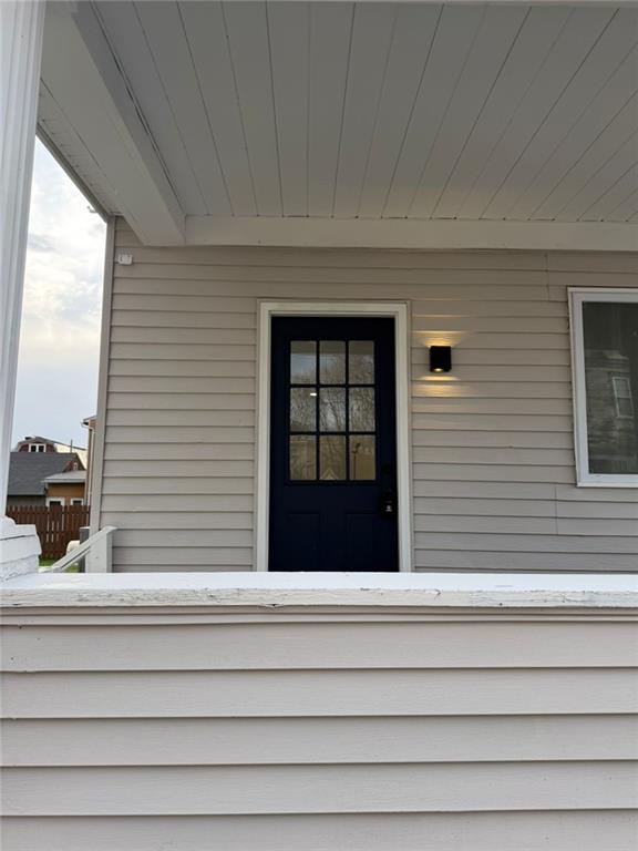 814 Oak Street Johnstown, PA 15902 - Photo 2 of 33 a view of front door