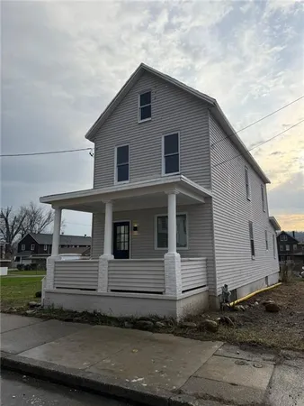 $200,000 | 814 Oak Street, Johnstown, PA 15902
